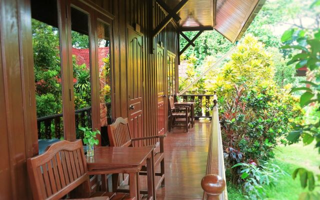 Vang Vieng Boutique Hotel