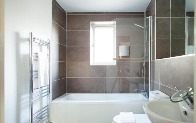Savoy Court - Your Apartment