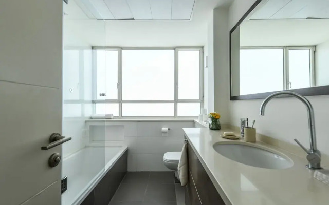 Stunning 2BR Apartment in Beeri