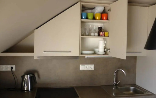 Milo Apartment