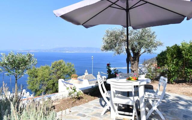 Secret Sporades Panoramic Residence