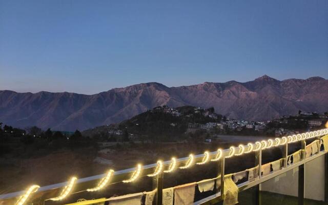 Icebergs Hotel Mussoorie