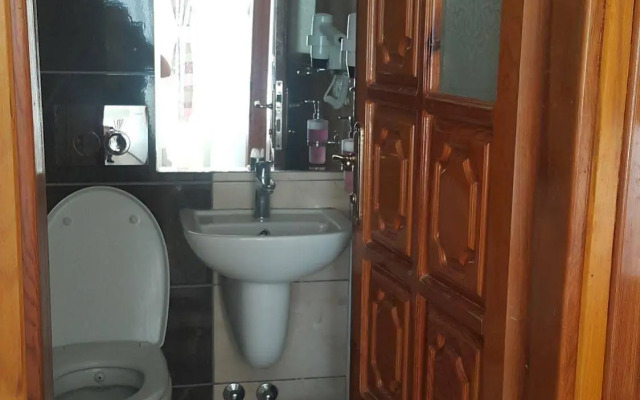 Lacin Apart Otel