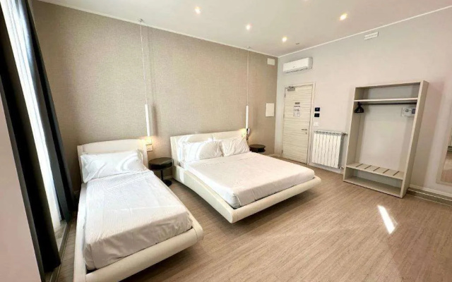 Cadorna Luxury Hotel