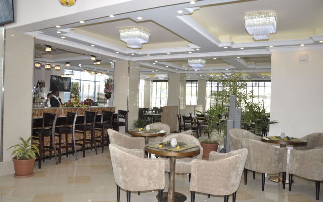 Addissinia Hotel