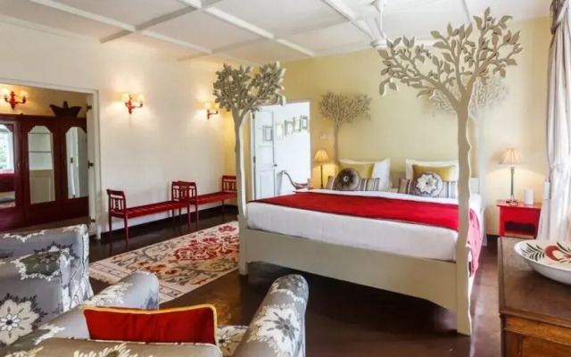 Taylors Hill Boutique Hotel