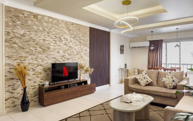 The Hospitable 2bdr Apt. 5 min From CAI Airport