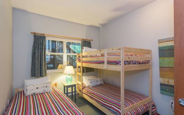 Bright & Spacious 2 Bedroom Situated in Blueberry Hills
