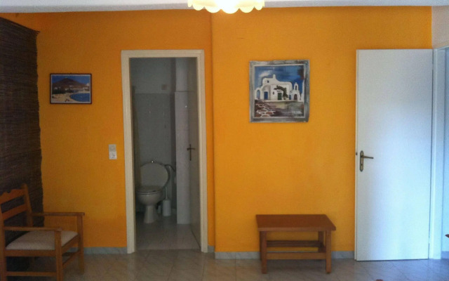 Free Sun Rooms and Apartments