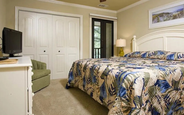 Hilton Head Beach Villa 28 by RedAwning