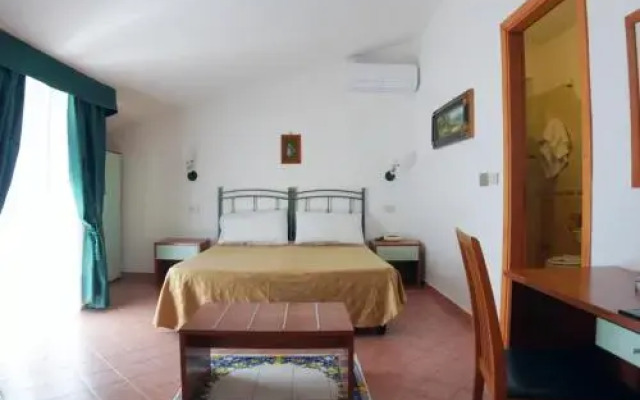 New Hotel Sonia