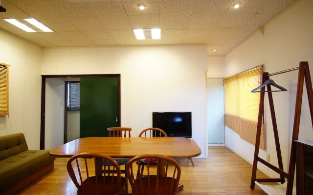Hakuba Station Guest House Hostel eN