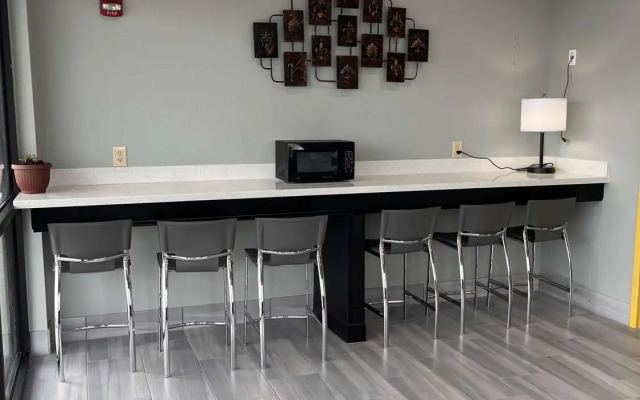 Surestay Hotel By Best Western  Mcalester