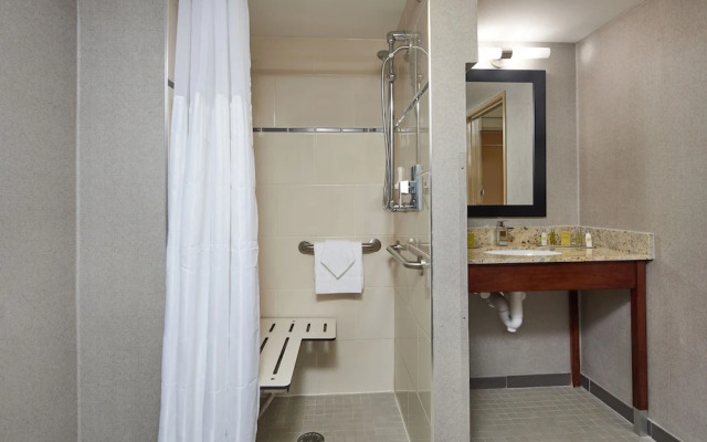 Holiday Inn Raleigh (Crabtree Valley Mall)