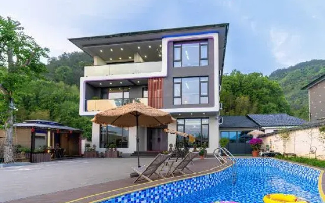 Tonglu Shumian Homestay (Heartbeat Paradise Yaolin Wonderland Store)