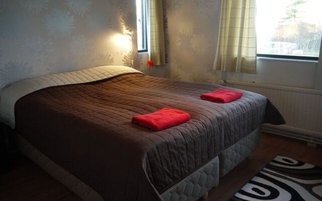 Hotelli Hanhi Cottages