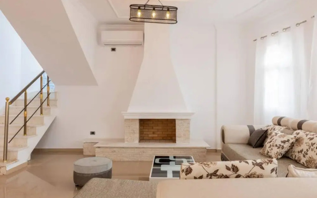 The Lake House 2 in Shkod r