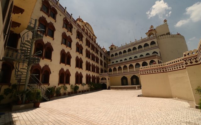 Hotel Fort Chandragupt Jaipur