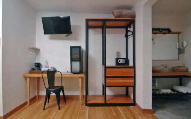 Hotel-L86