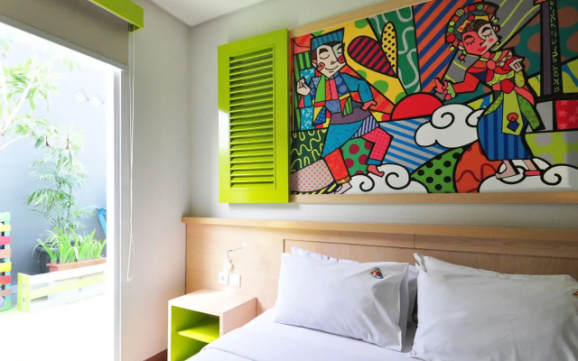 MaxOneHotels.com at Kramat