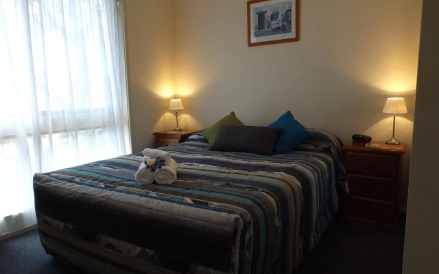Surfside Holiday Apartments