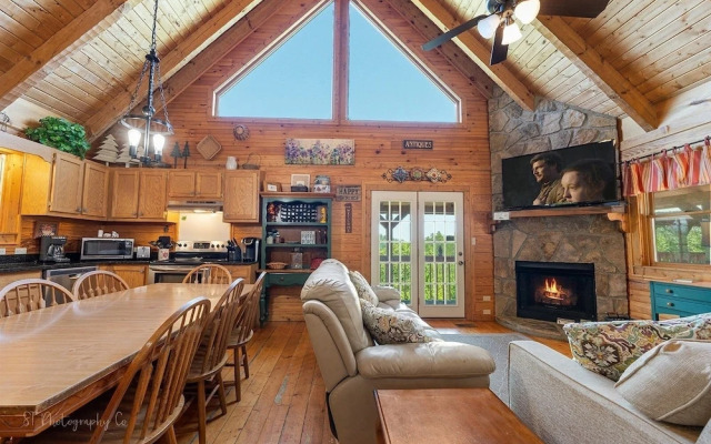 Sweet Magnolia 2 Bedroom Home