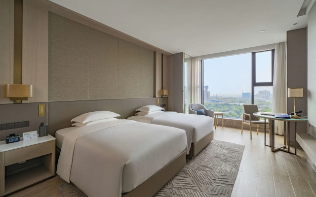 DoubleTree by Hilton Shenzhen Nanshan Hotel & Residences