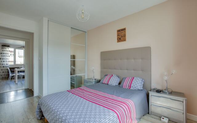 Nina Home - Chic T3 Tout Équipé, Centre-ville
