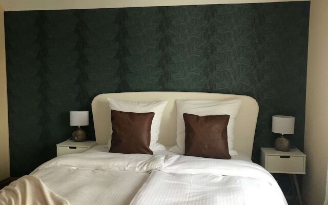 Holiday home with sauna and garden lounge