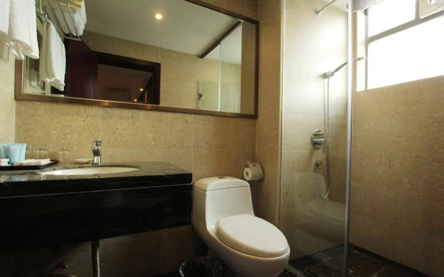 Yangshuo Spring Hill Hotel