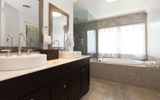 Tropical Oasis Estate