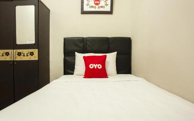 OYO 1631 Hotel Apple