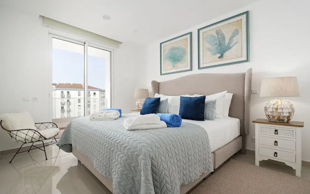 Lagos Marina View 3 With Pool by Homing