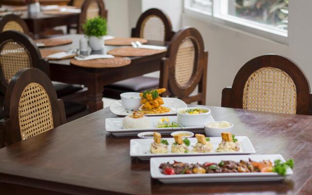 Grand Puri Saron Yogyakarta