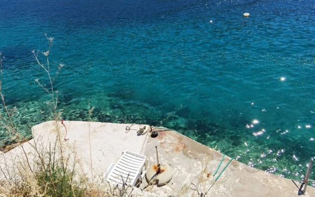 Petar - 30m From the sea - A1