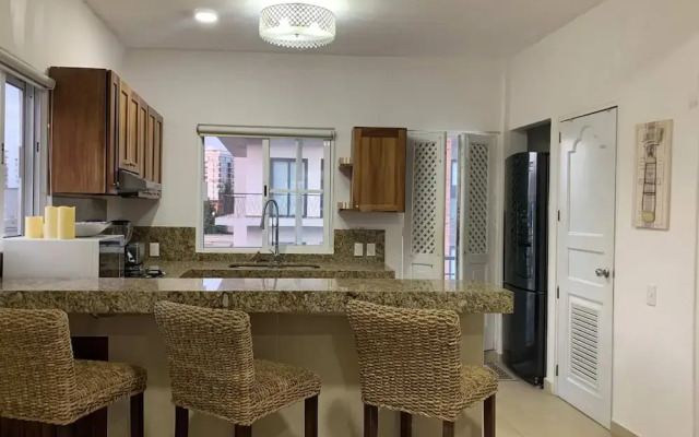 2Br Beach-near Suite Escape