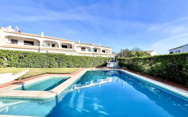 Quarteira Classic 2 With Pool by Homing