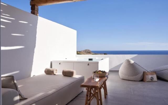 Armony Suites Milos