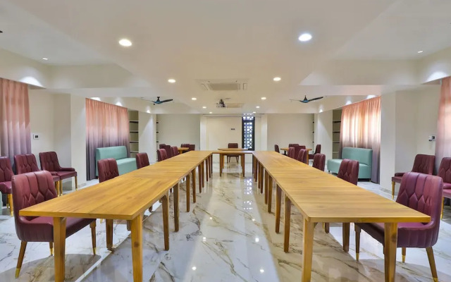 FabHotel Prime Empyrean