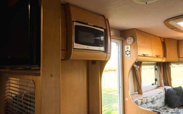 Charming 1-bed House in Holyhead