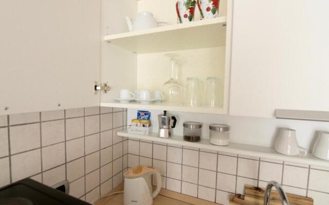 Interno77