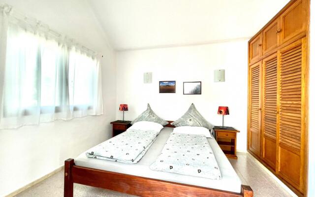 Apartment for nudists, with pool, near the beach