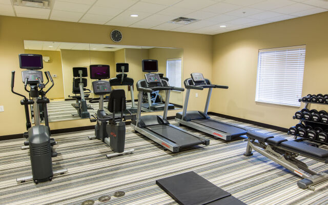 Candlewood Suites : Overland Park - W 135th St by IHG