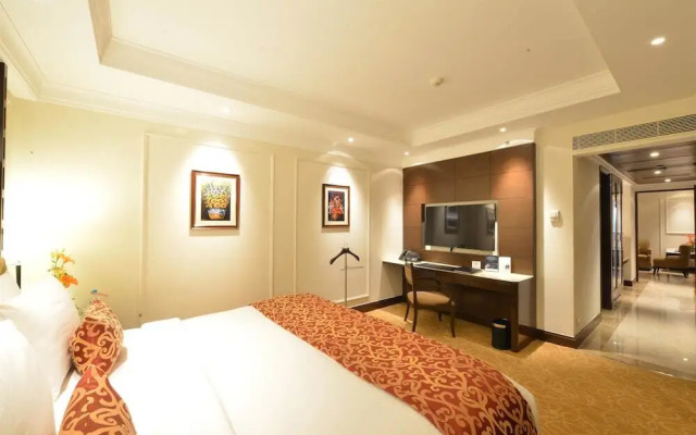 PR Grand Guindy