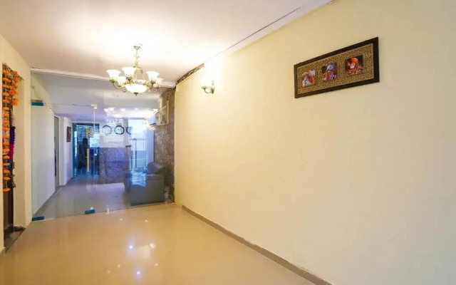 Hotel Lazeeno by OYO Rooms