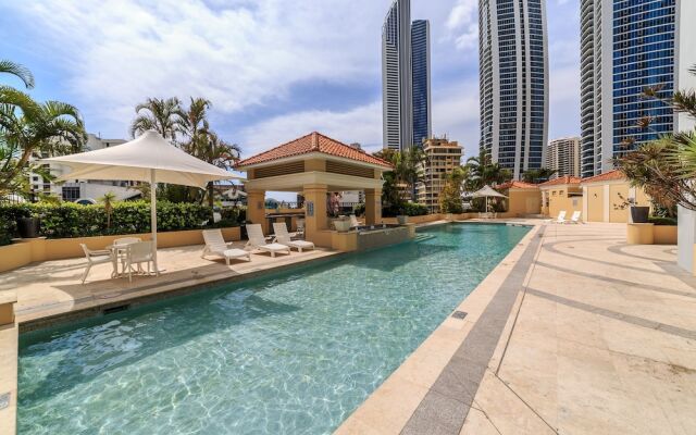 Chevron Renaissance Private Apartments