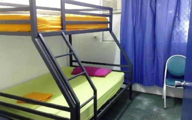 Waterfront Backpackers - Hostel