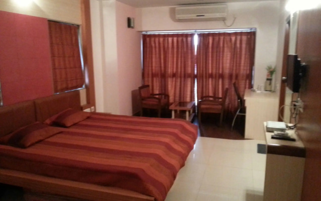 Hotel Rushabh Home