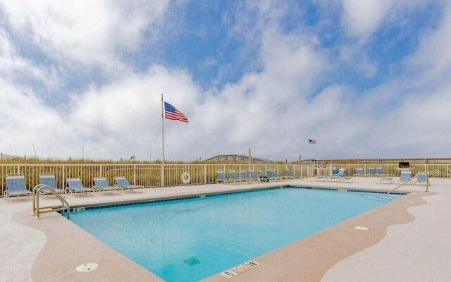 Edgewater West by ALBVR