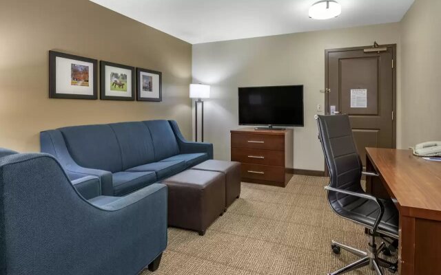 Comfort Inn & Suites Northern Kentucky